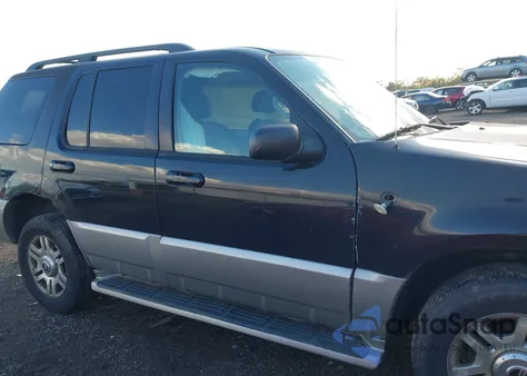 2003 Mercury Mountaineer из США, поврежденный, VIN 4M2DU86W43UJ10704